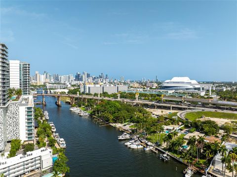 1515-1543 NW North River Dr Miami FL 33125