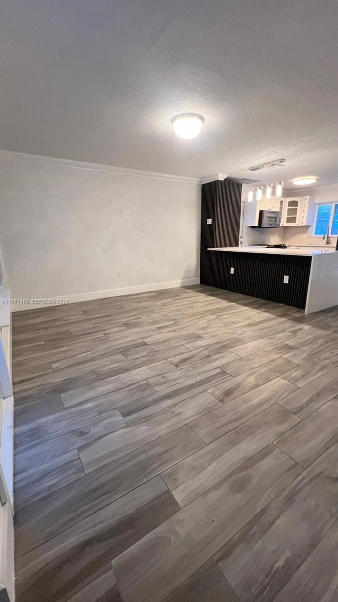 DRIFTWOOD PLAZA - Residential