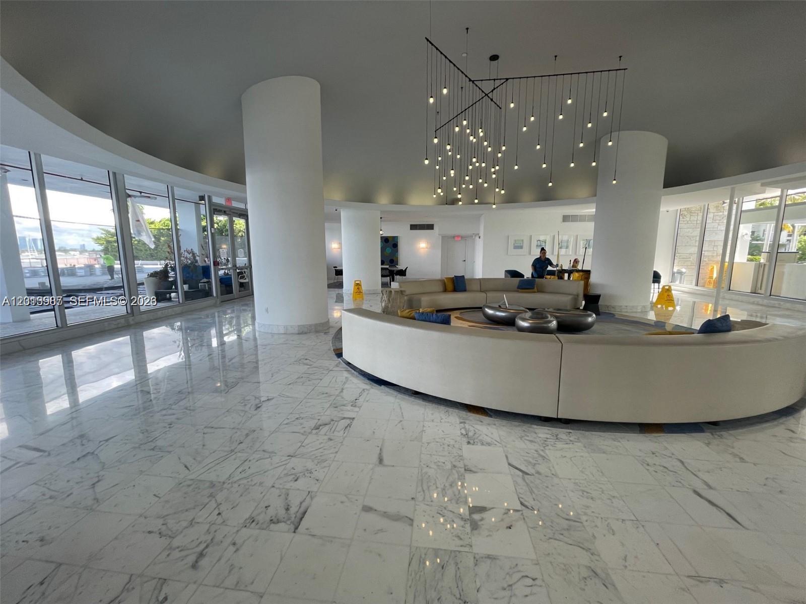 MIRADOR 1000 CONDO - Residential