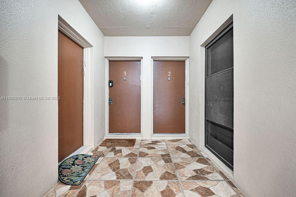 EMERALD HILLS C C APTS CO - Residential