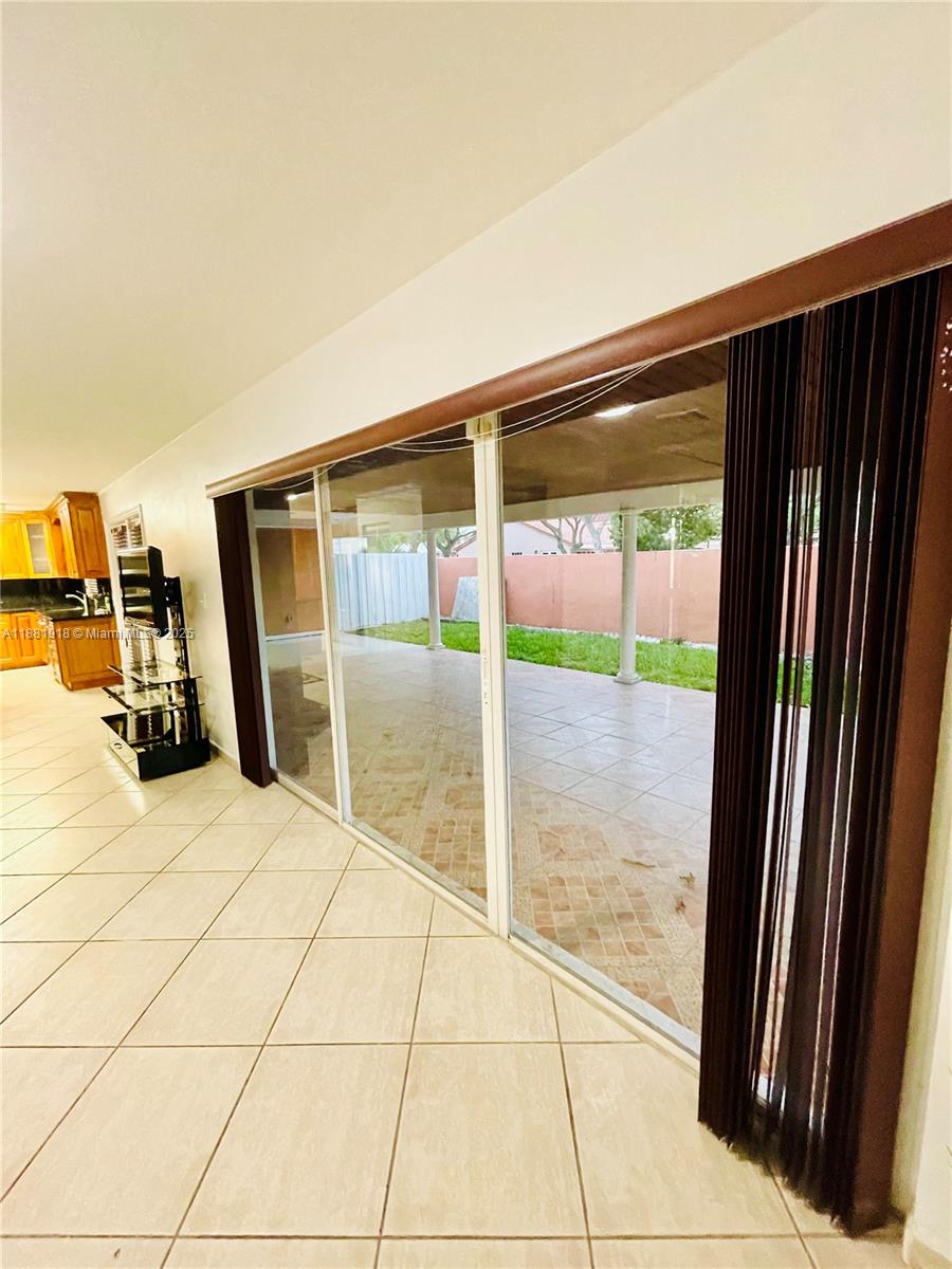 LAKES ON THE GREEN GWENDO - Residential Lease