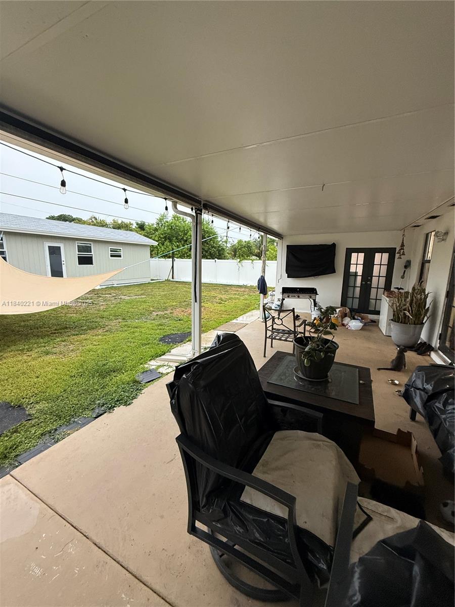 BISCAYNE HIGHLANDS - Residential