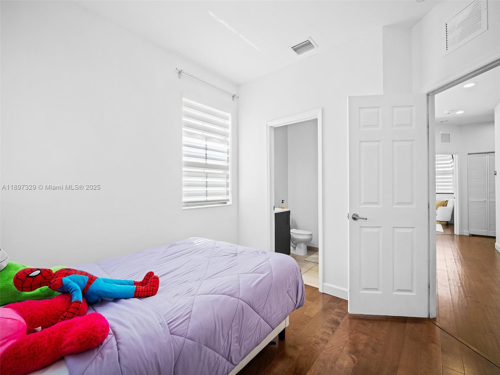 VINTAGE ESTATES - Residential Lease