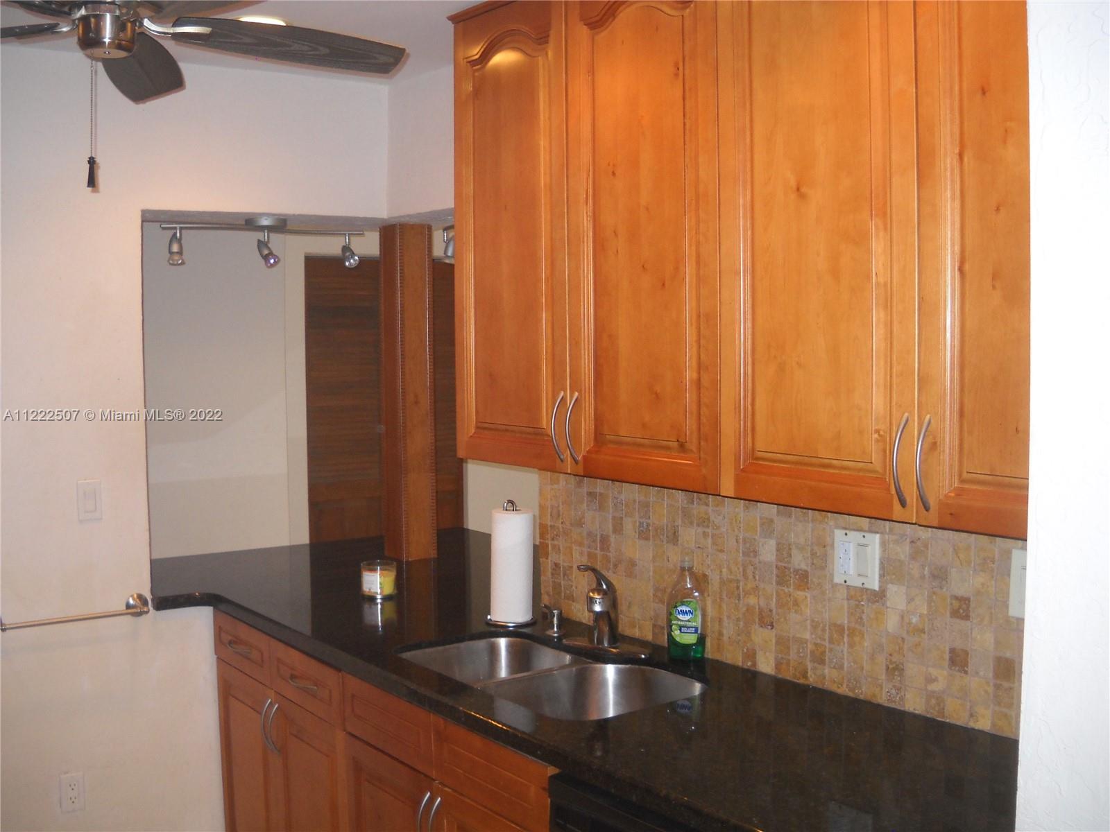 PLANTATION GARDENS 1ST SE - Residential