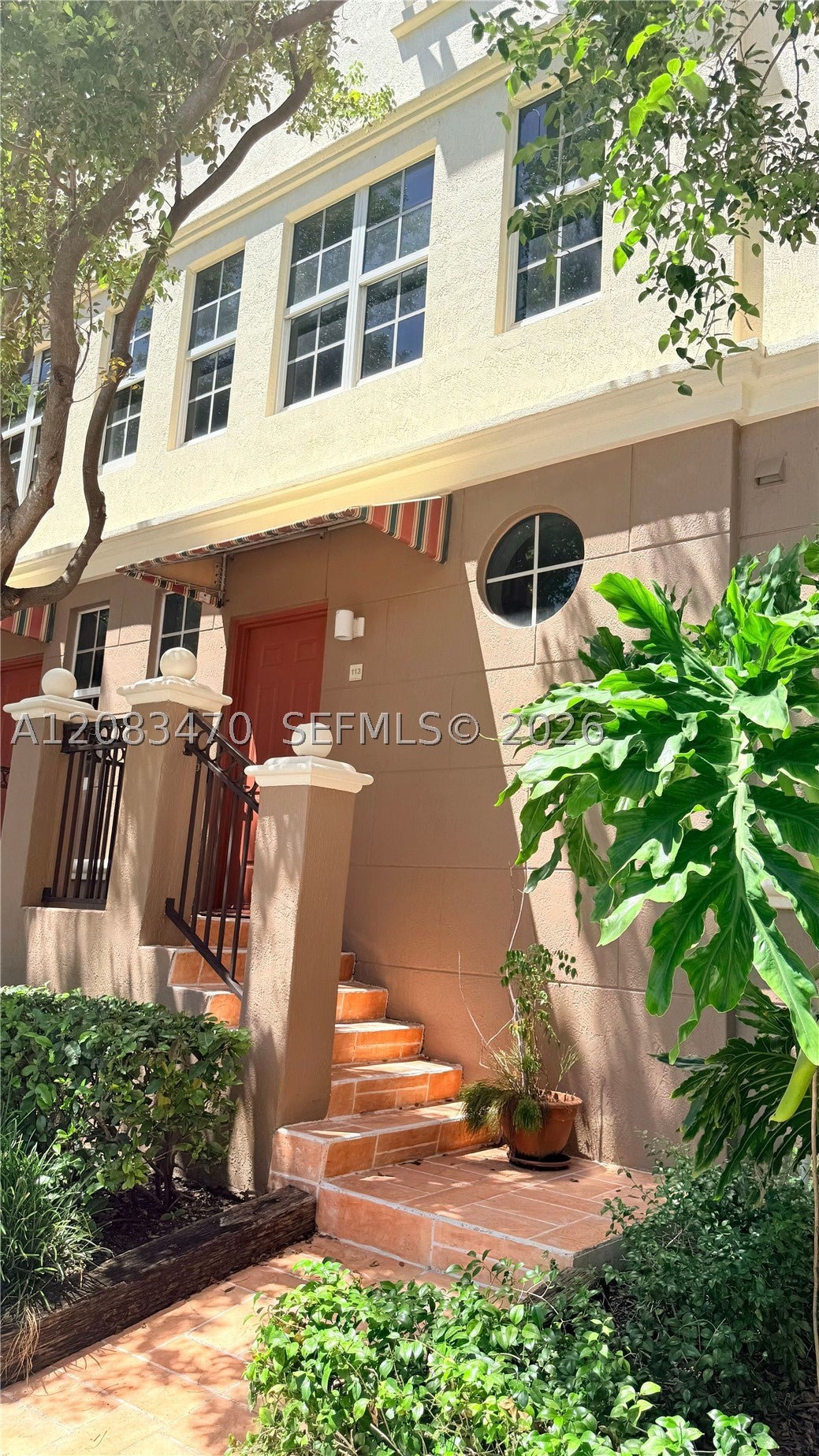 3232 SW 22nd Ter 113