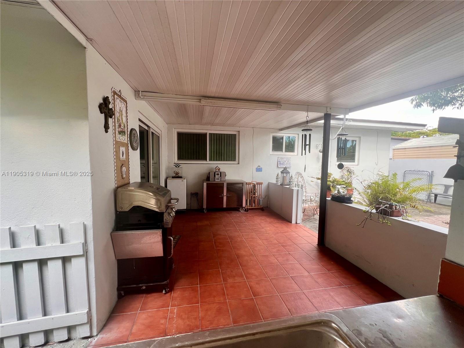 PALM SPRINGS 5TH ADDN SEC - Residential