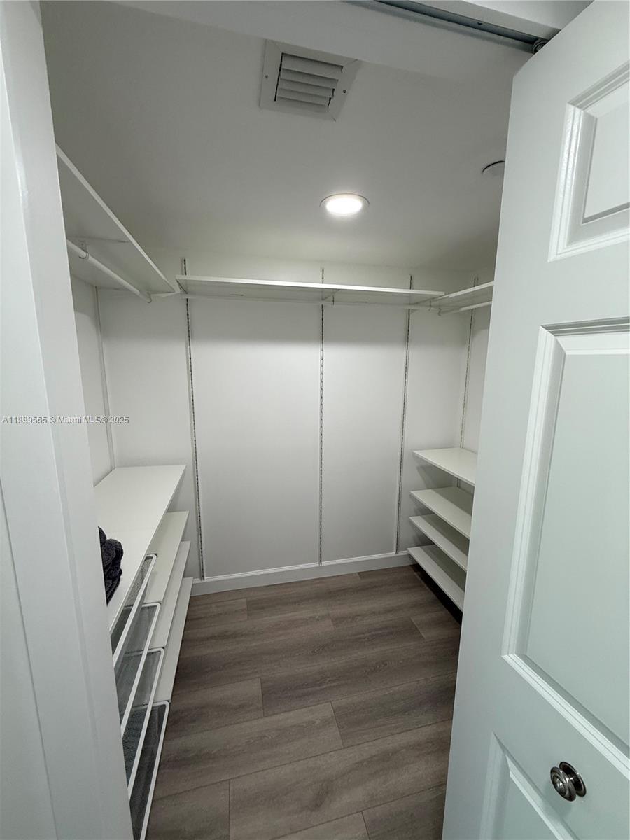 HALLANDALE BEACH PRIVATE - Residential Lease