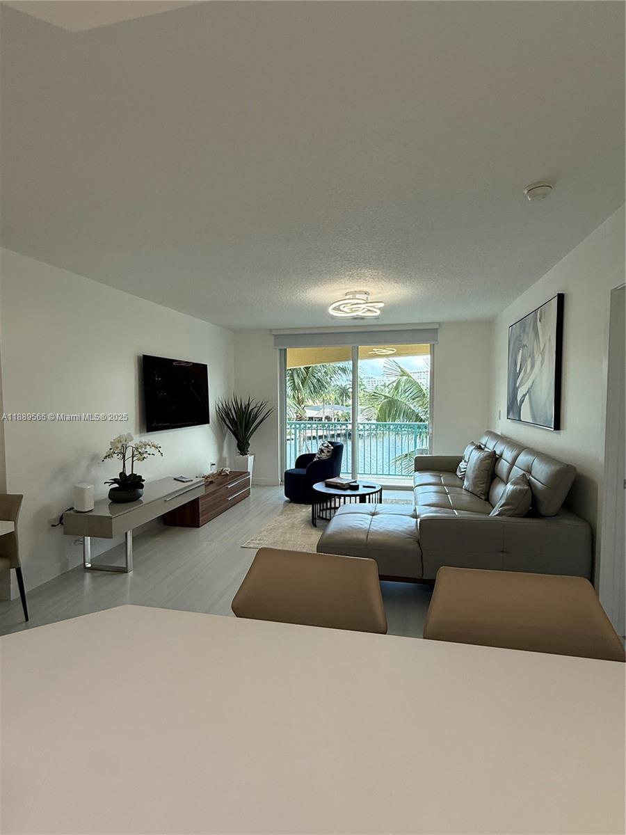 HALLANDALE BEACH PRIVATE - Residential Lease