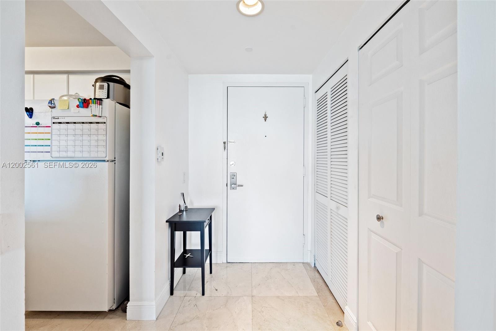 THE METROPOLITAN CONDO - Residential