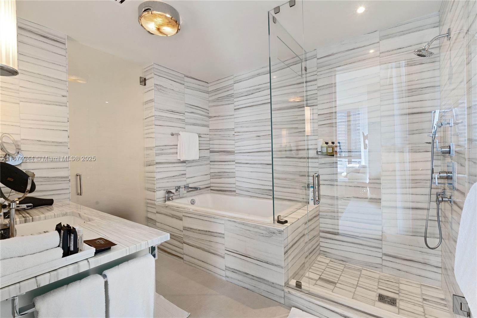 2201 COLLINS AVE CONDO - Residential