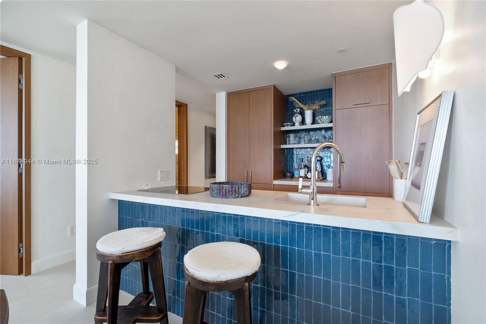 2201 COLLINS AVE CONDO - Residential
