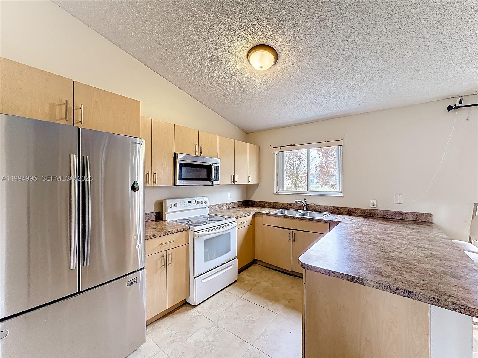 PORT ST LUCIE SECTION 40 - Residential