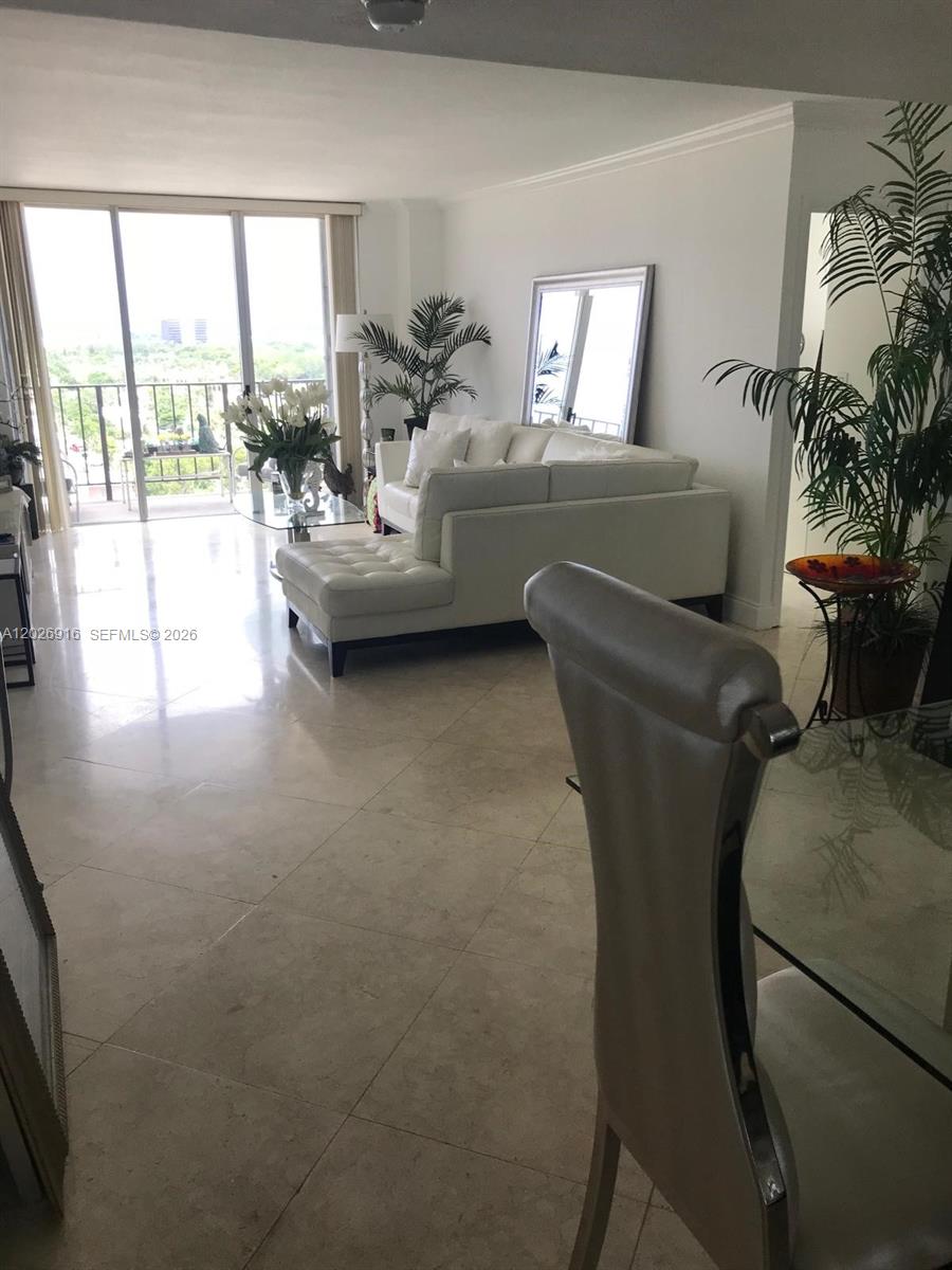 1900 S Ocean Blvd 14P