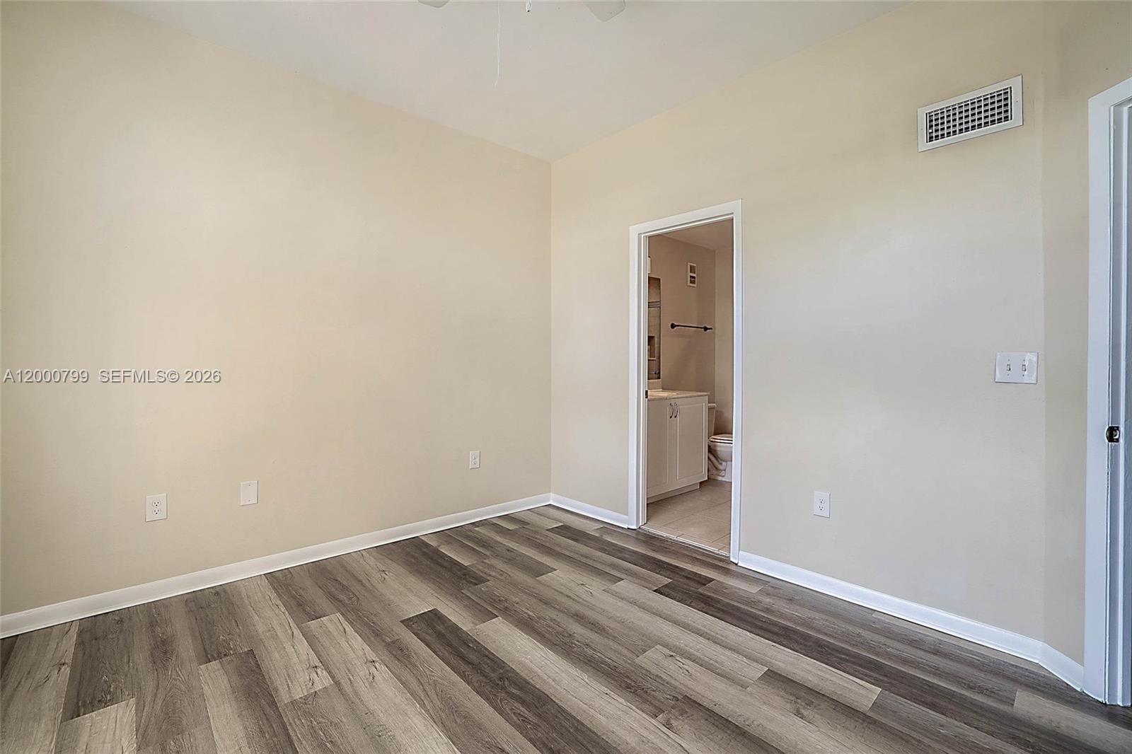 PALM LAKE CONDO - Residential