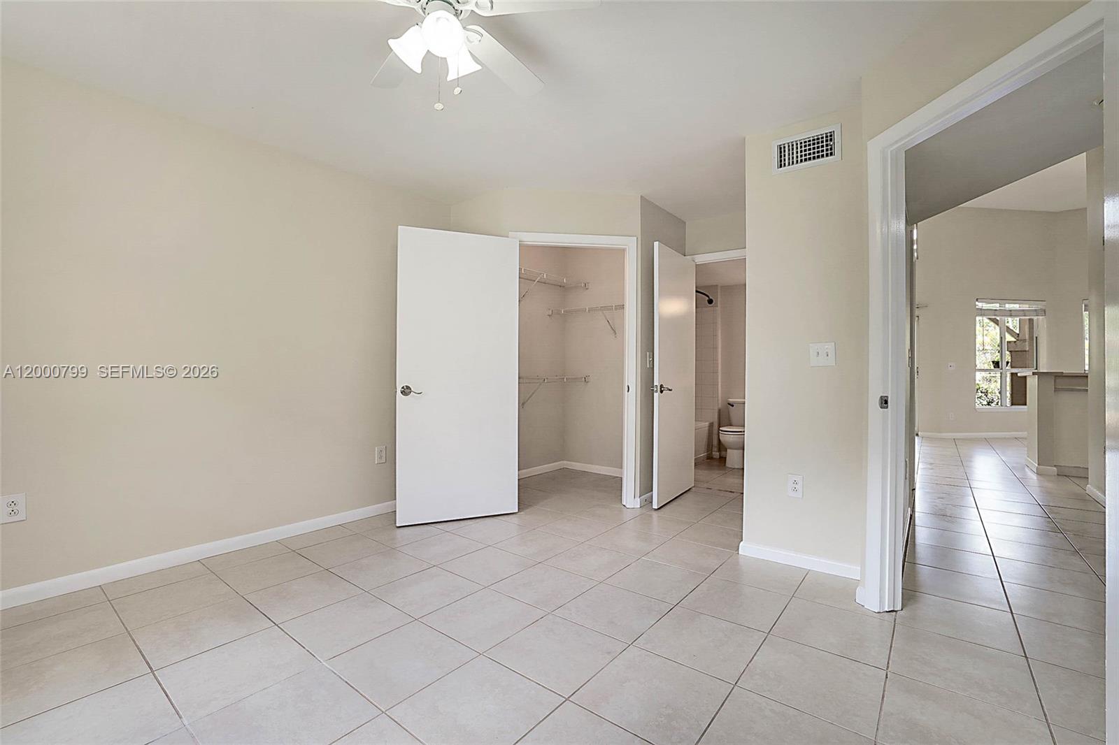 PALM LAKE CONDO - Residential
