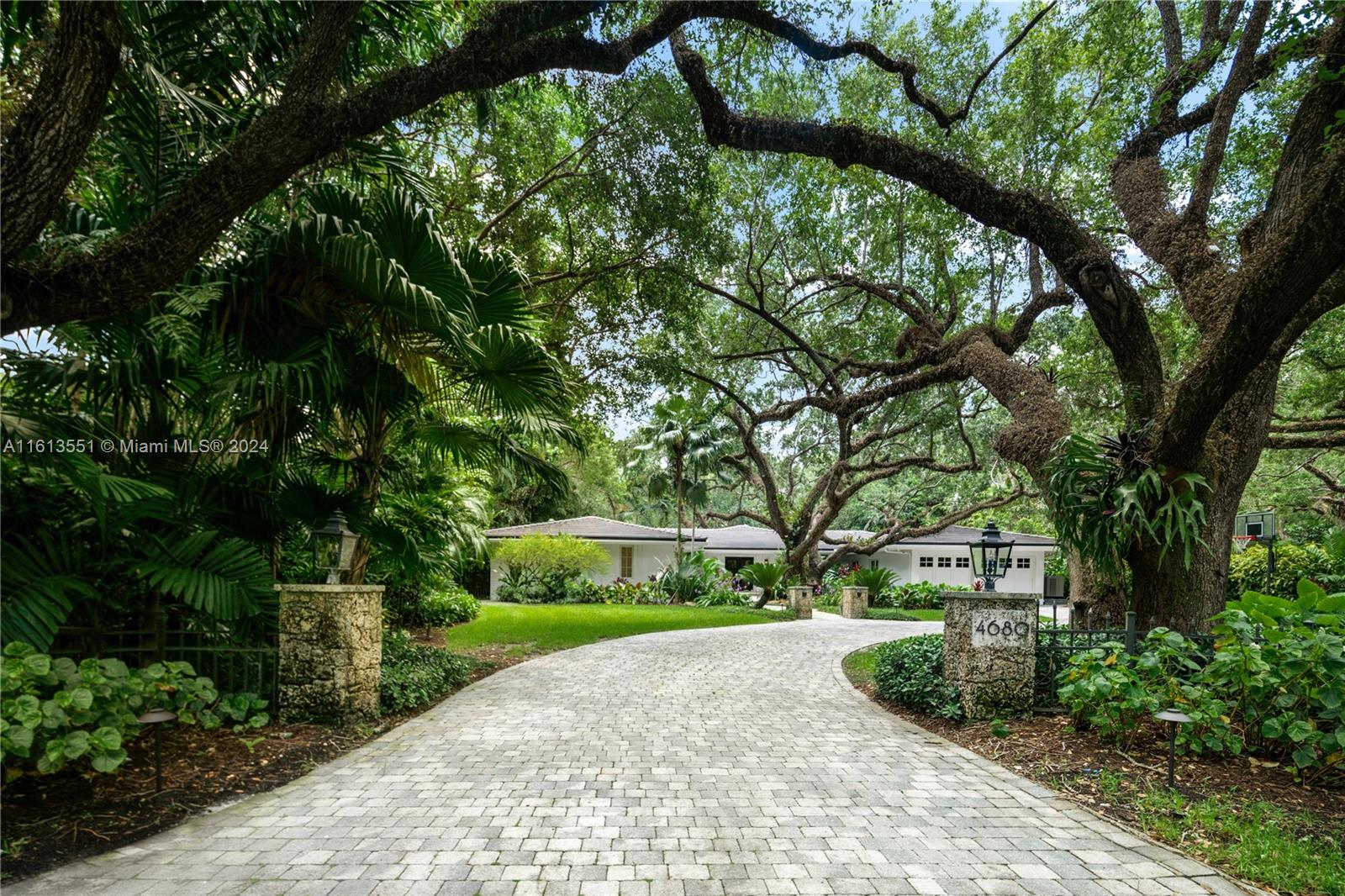 MARY W DORN HOMESTEAD - Residential