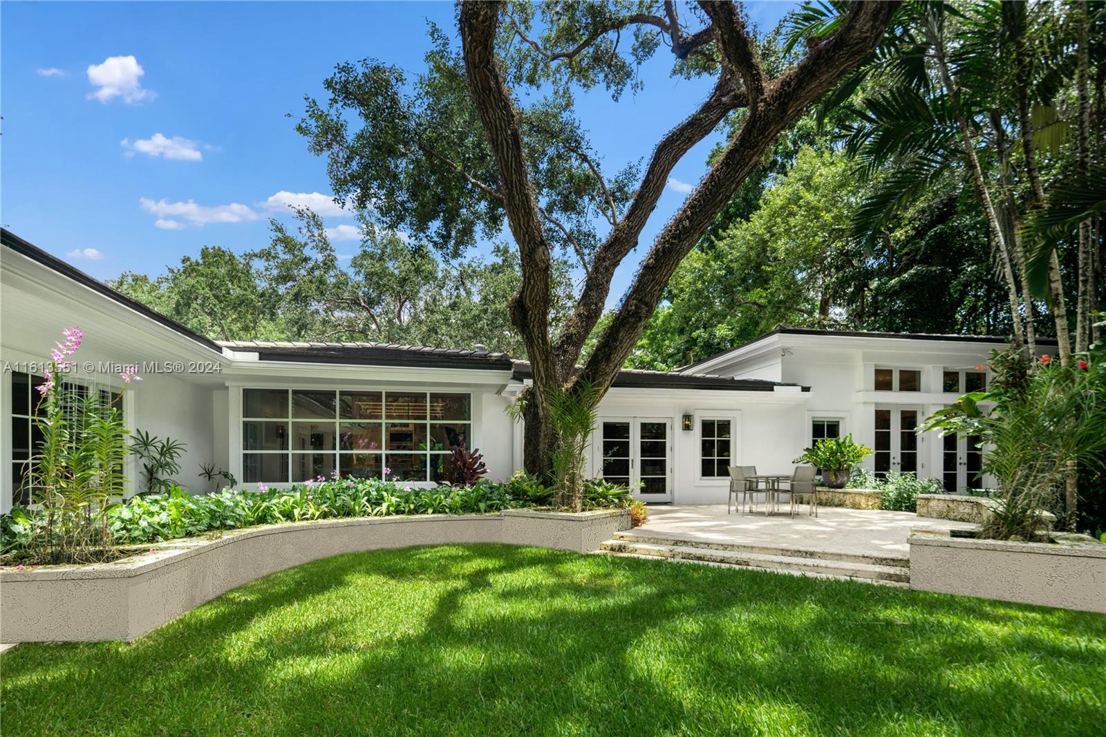 MARY W DORN HOMESTEAD - Residential