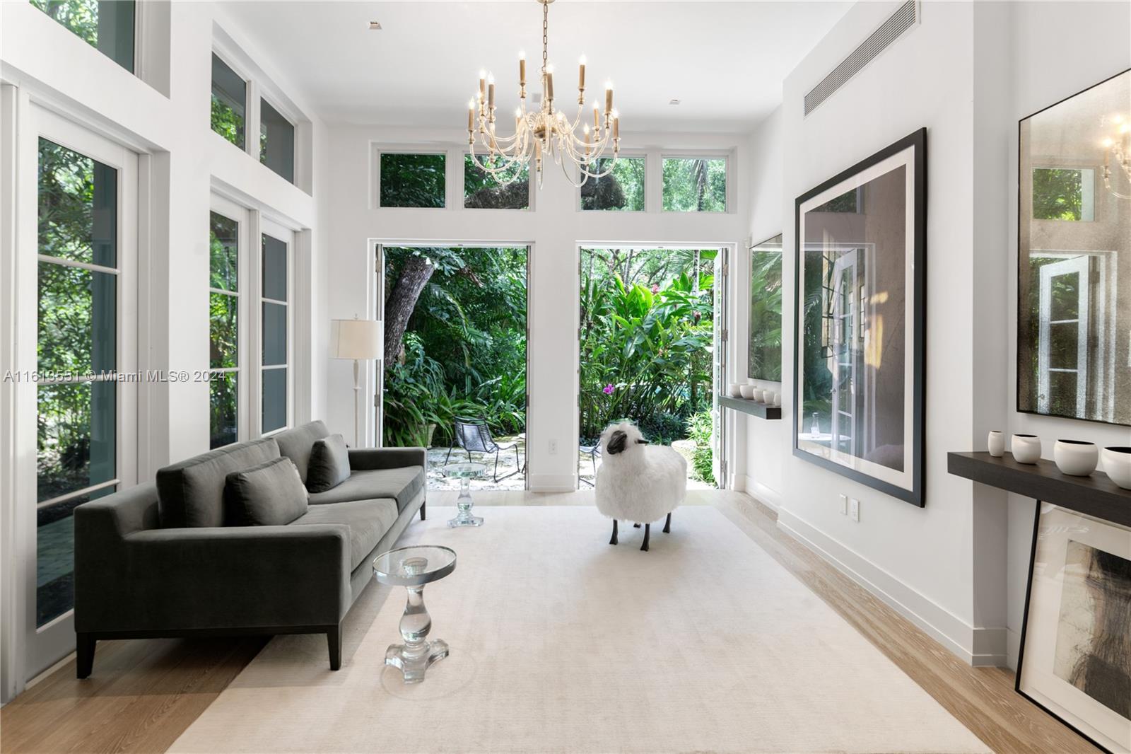 MARY W DORN HOMESTEAD - Residential