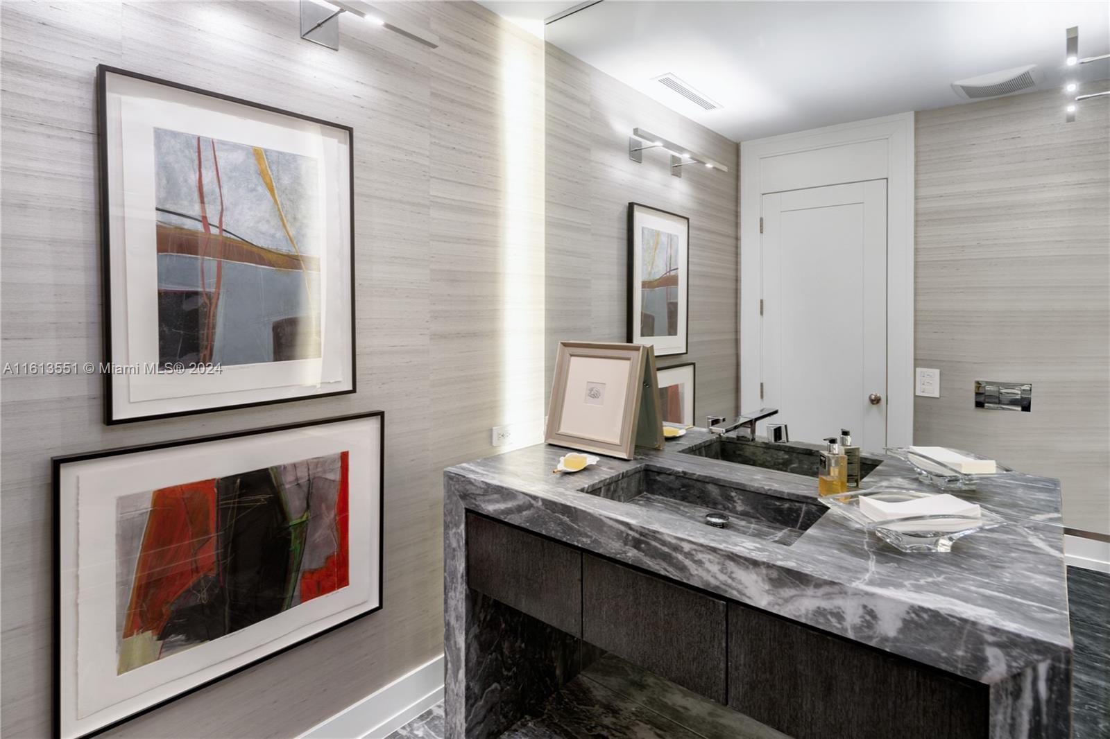 MARY W DORN HOMESTEAD - Residential