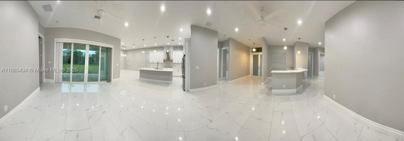 PORT ST LUCIE SECTION 15 - Residential