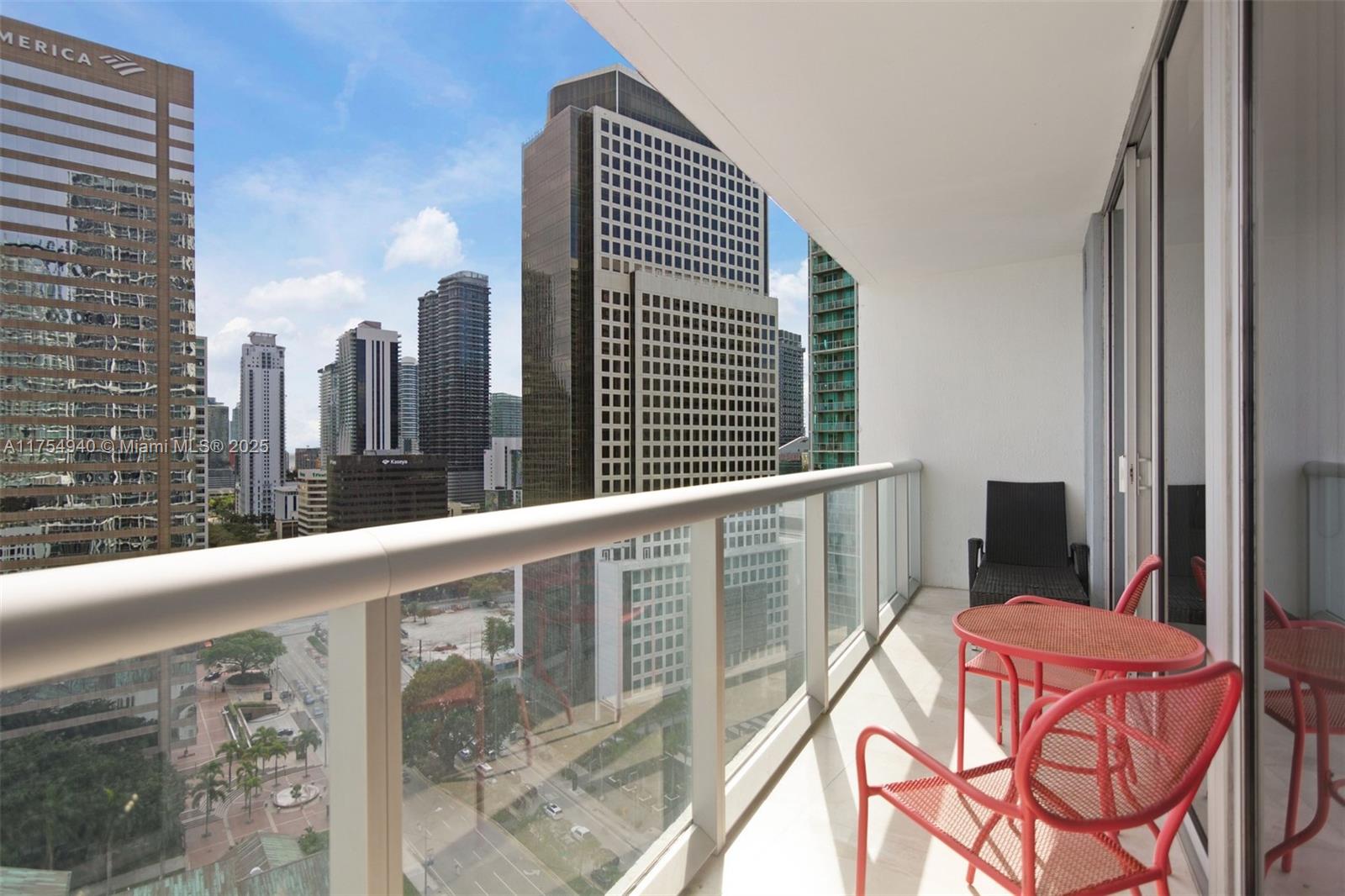 ICON BRICKELL CONDO NO 3 - Residential