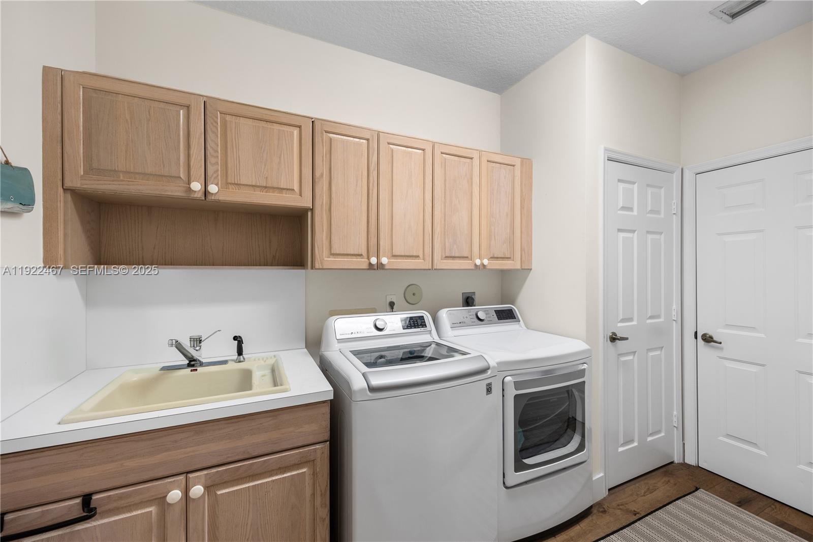 Weston Hills Country Club - Residential Lease