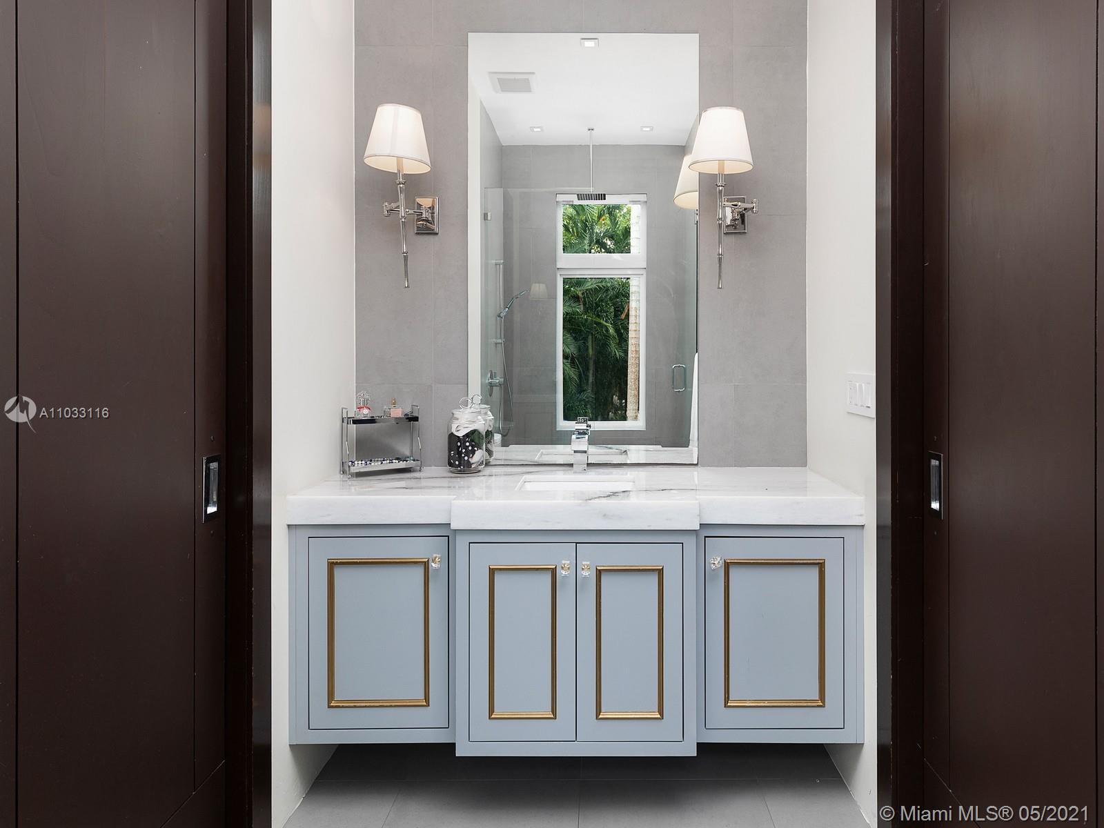 MARTIN SUBURBAN ACRES - Residential