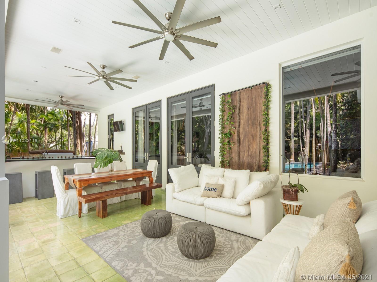 MARTIN SUBURBAN ACRES - Residential