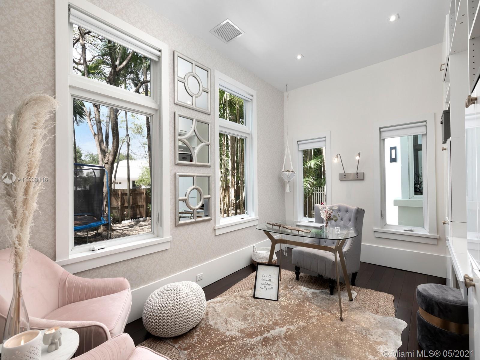 MARTIN SUBURBAN ACRES - Residential