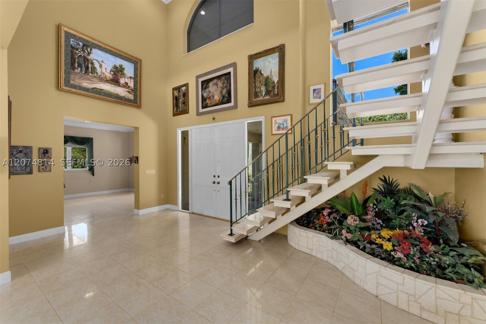 501 Bay Lane