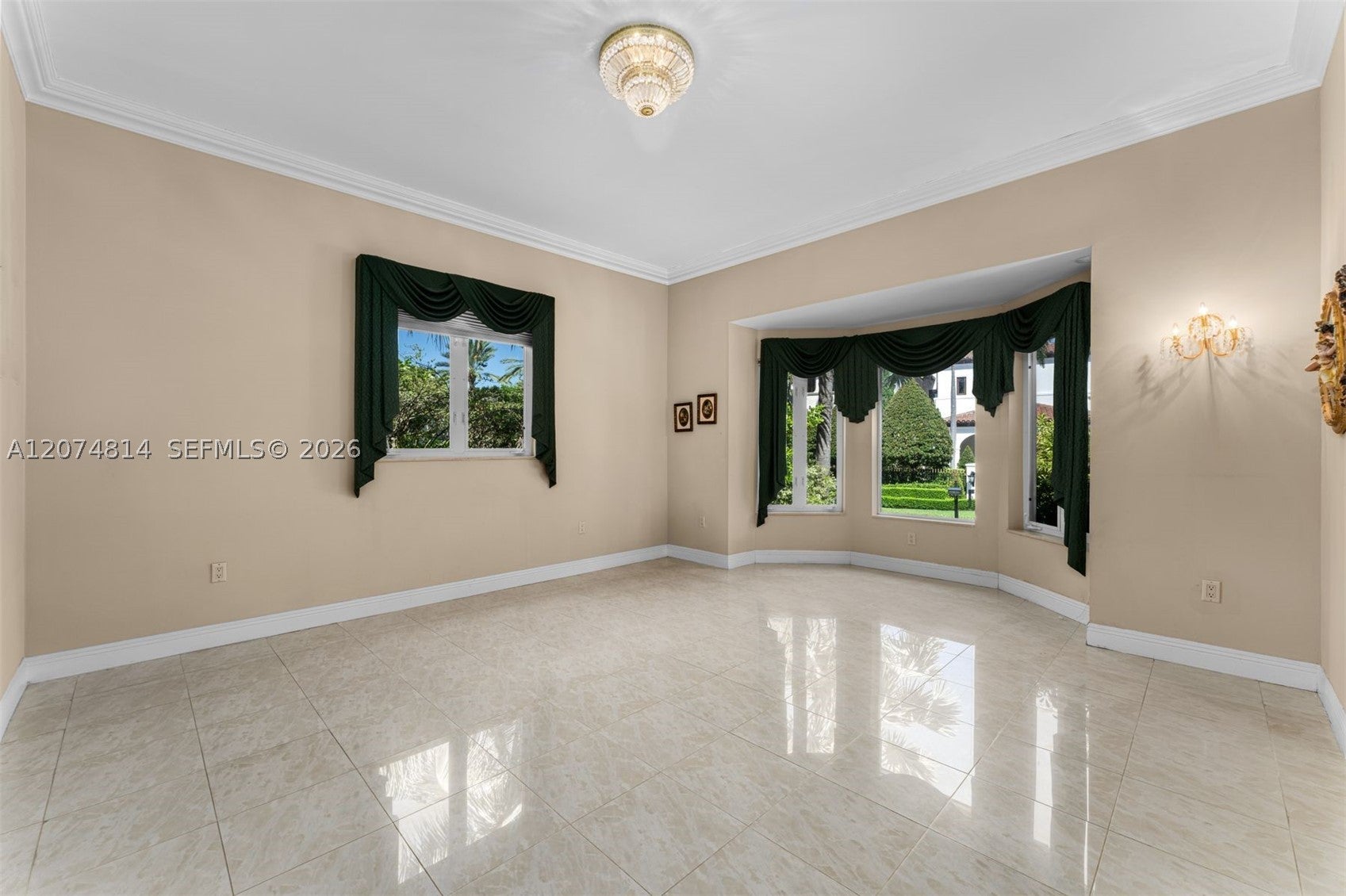 501 Bay Lane