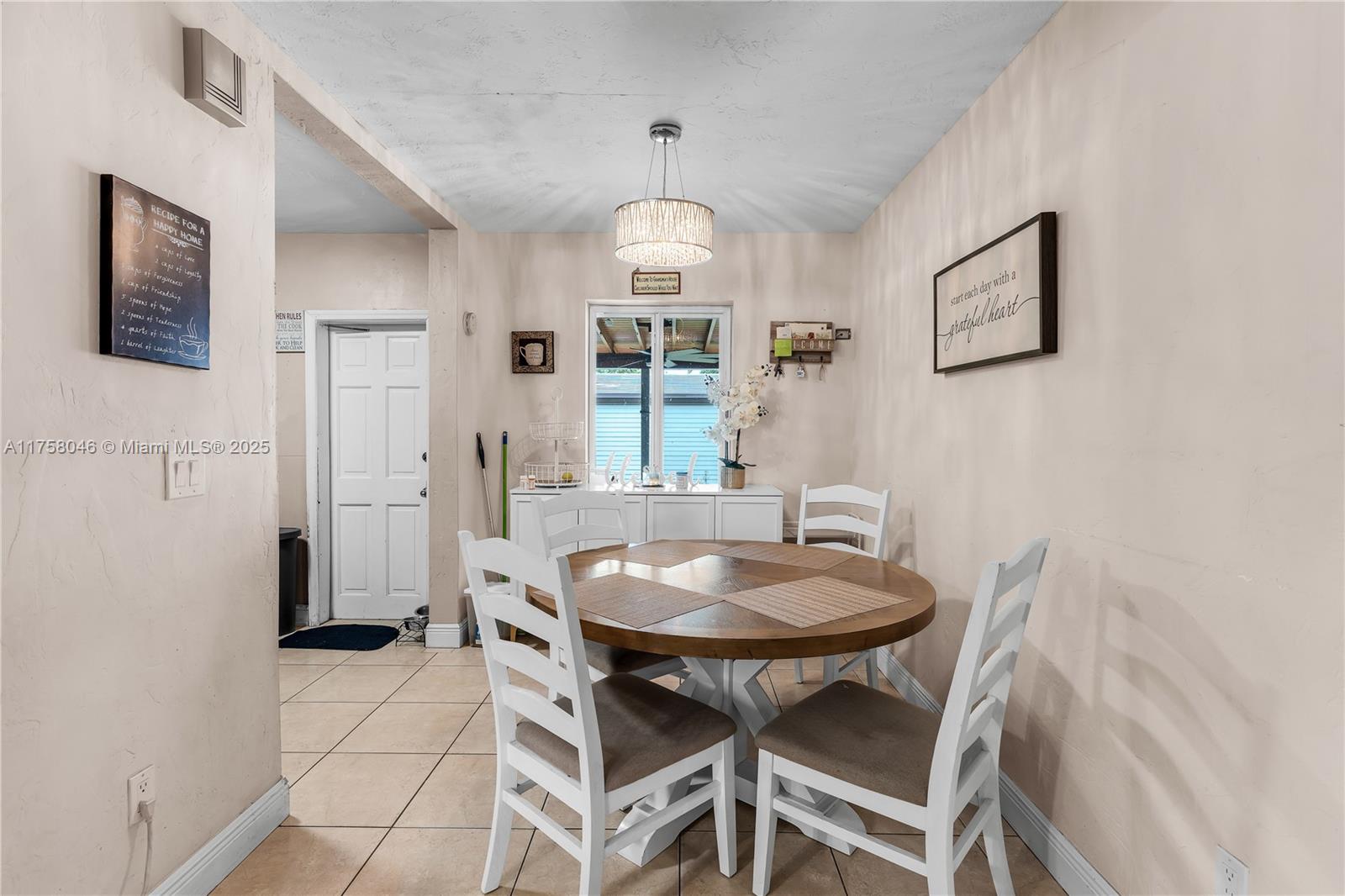 ZENA GARDENS - Residential