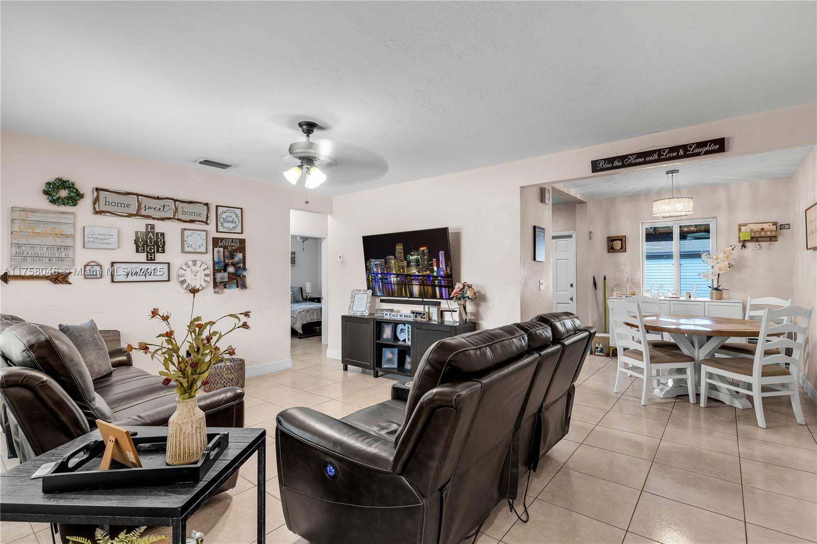 ZENA GARDENS - Residential