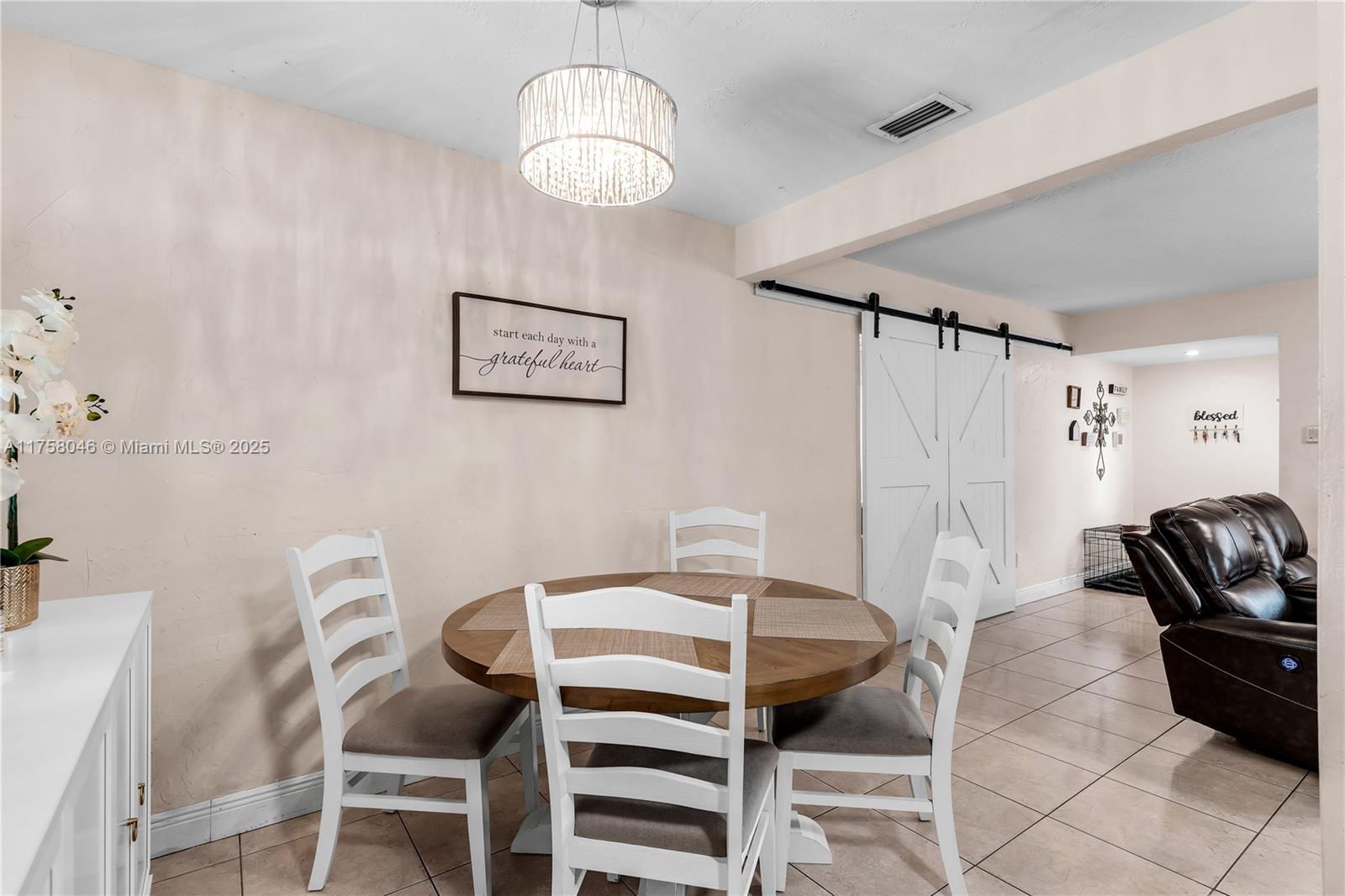 ZENA GARDENS - Residential