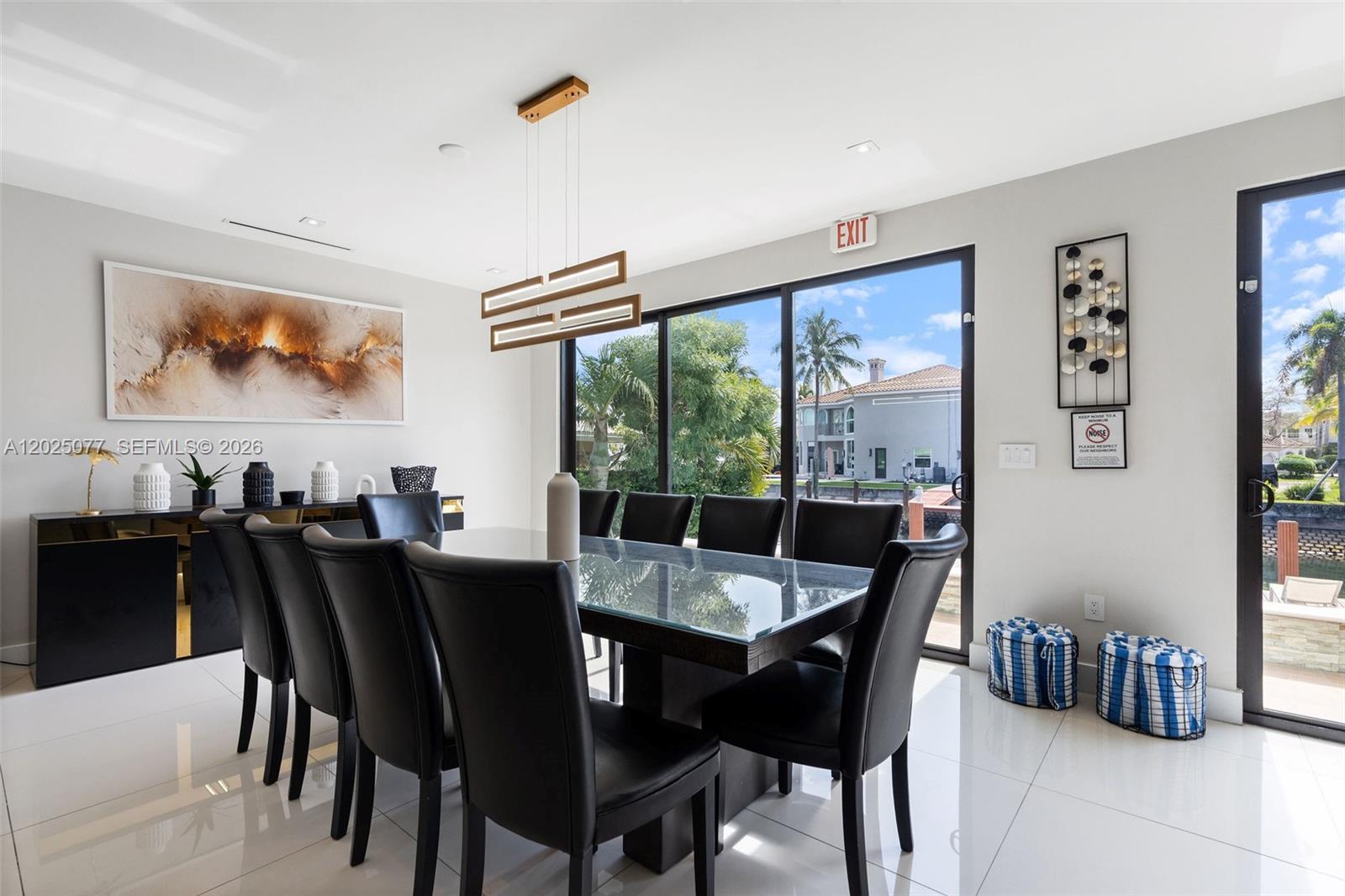 HOLLYWOOD GOLF ESTATES SE - Residential