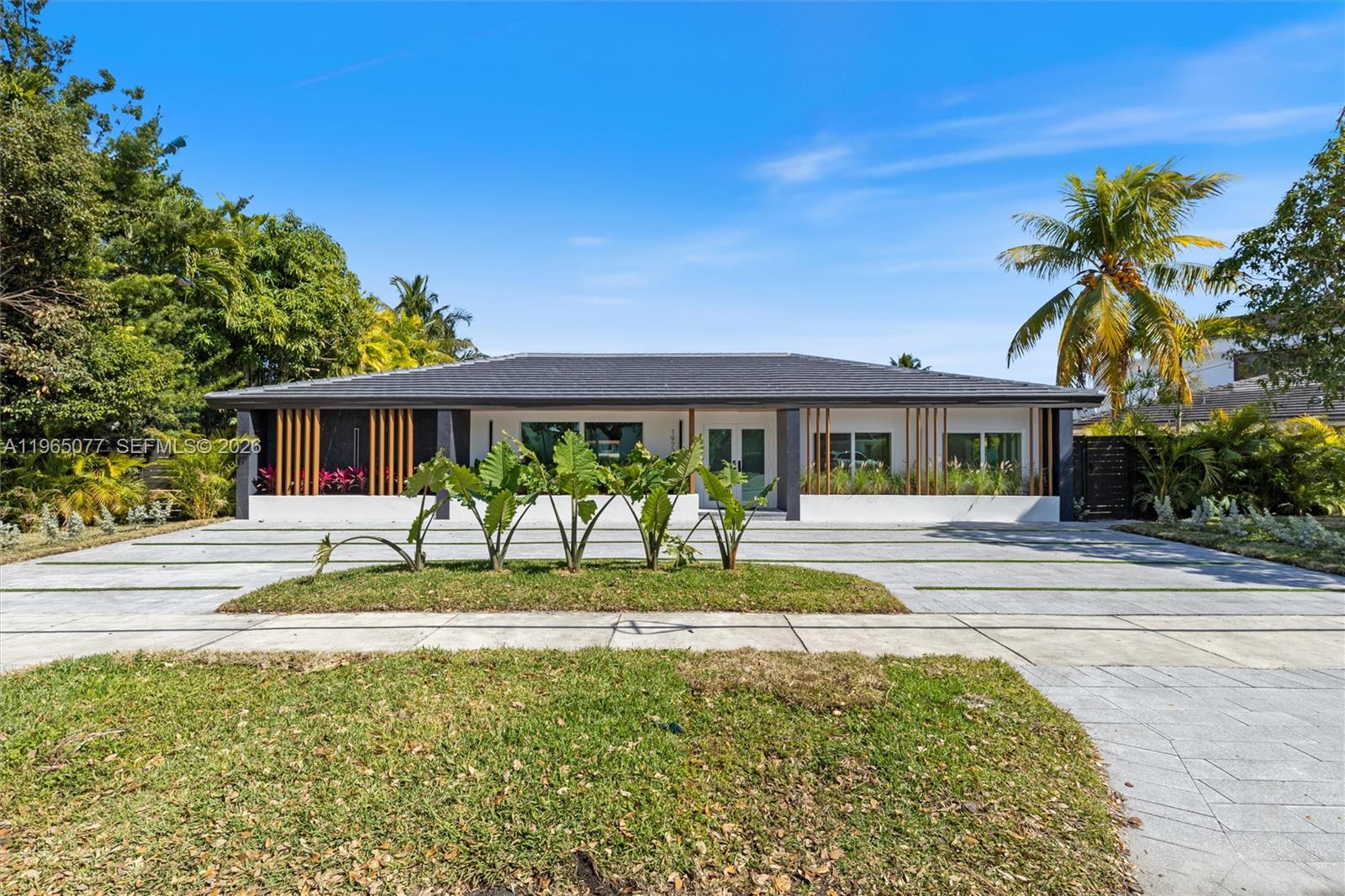 RAINTREE LAKE SEC THREE - Residential