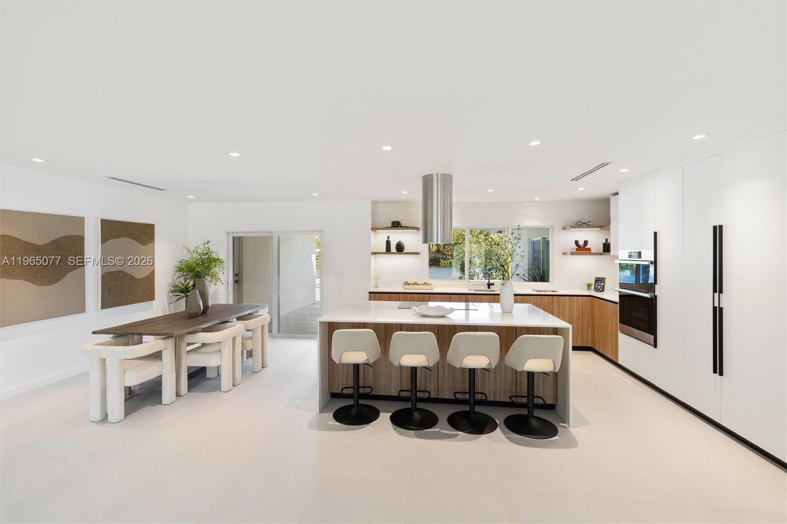 RAINTREE LAKE SEC THREE - Residential