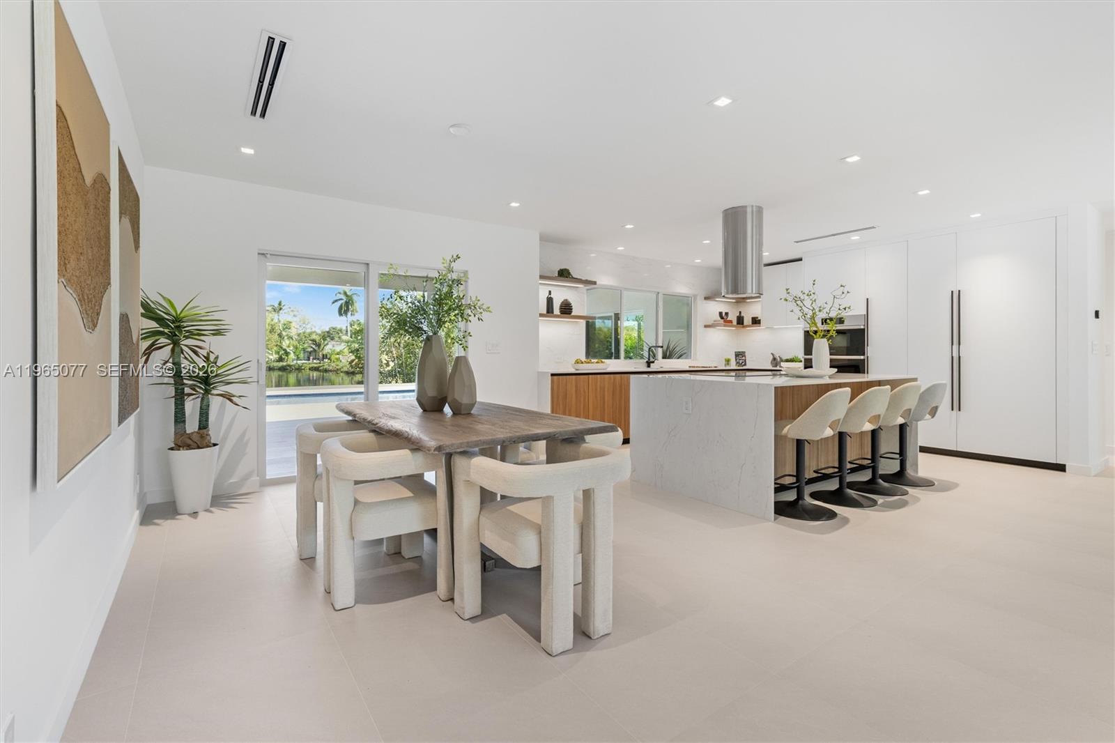 RAINTREE LAKE SEC THREE - Residential