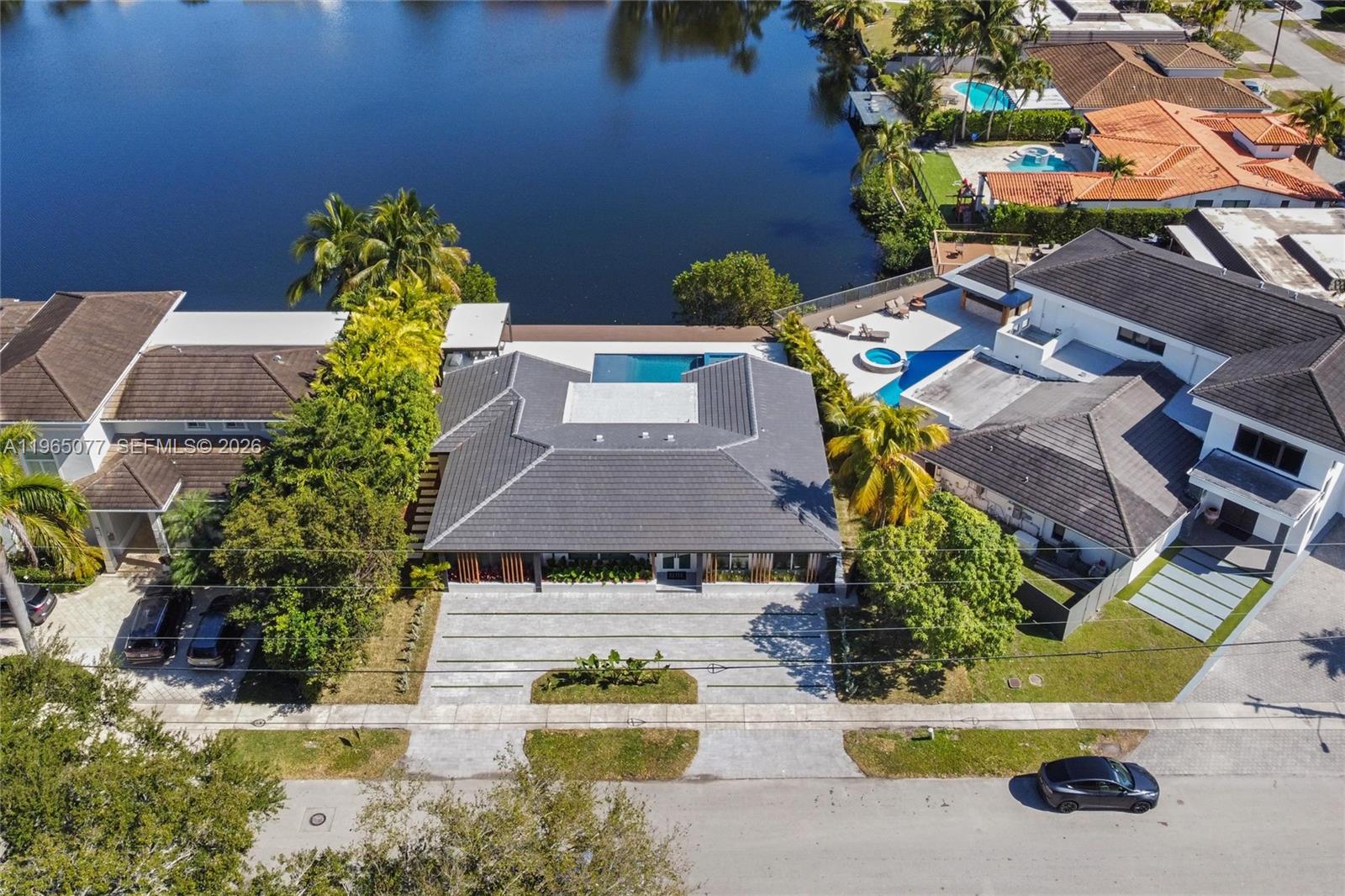 RAINTREE LAKE SEC THREE - Residential