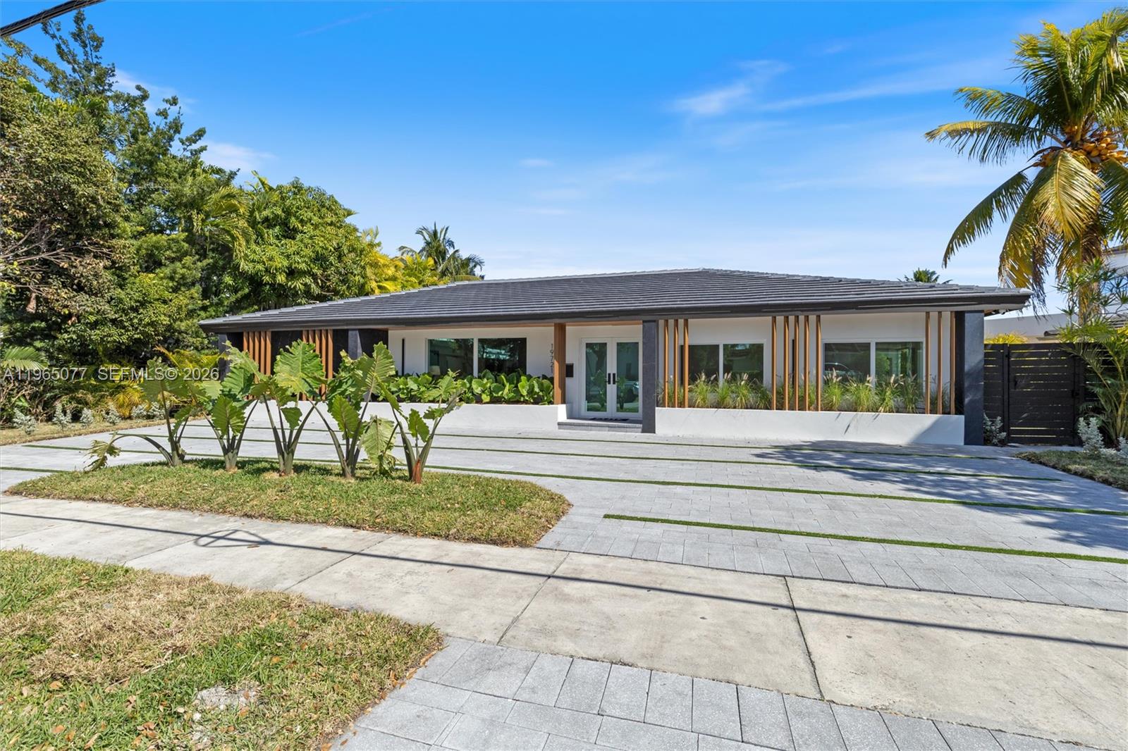 RAINTREE LAKE SEC THREE - Residential