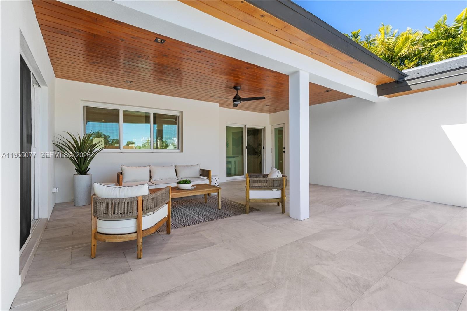 RAINTREE LAKE SEC THREE - Residential