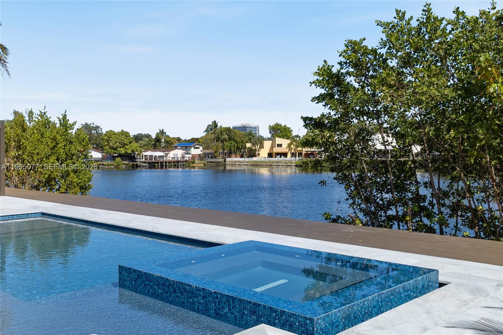 RAINTREE LAKE SEC THREE - Residential