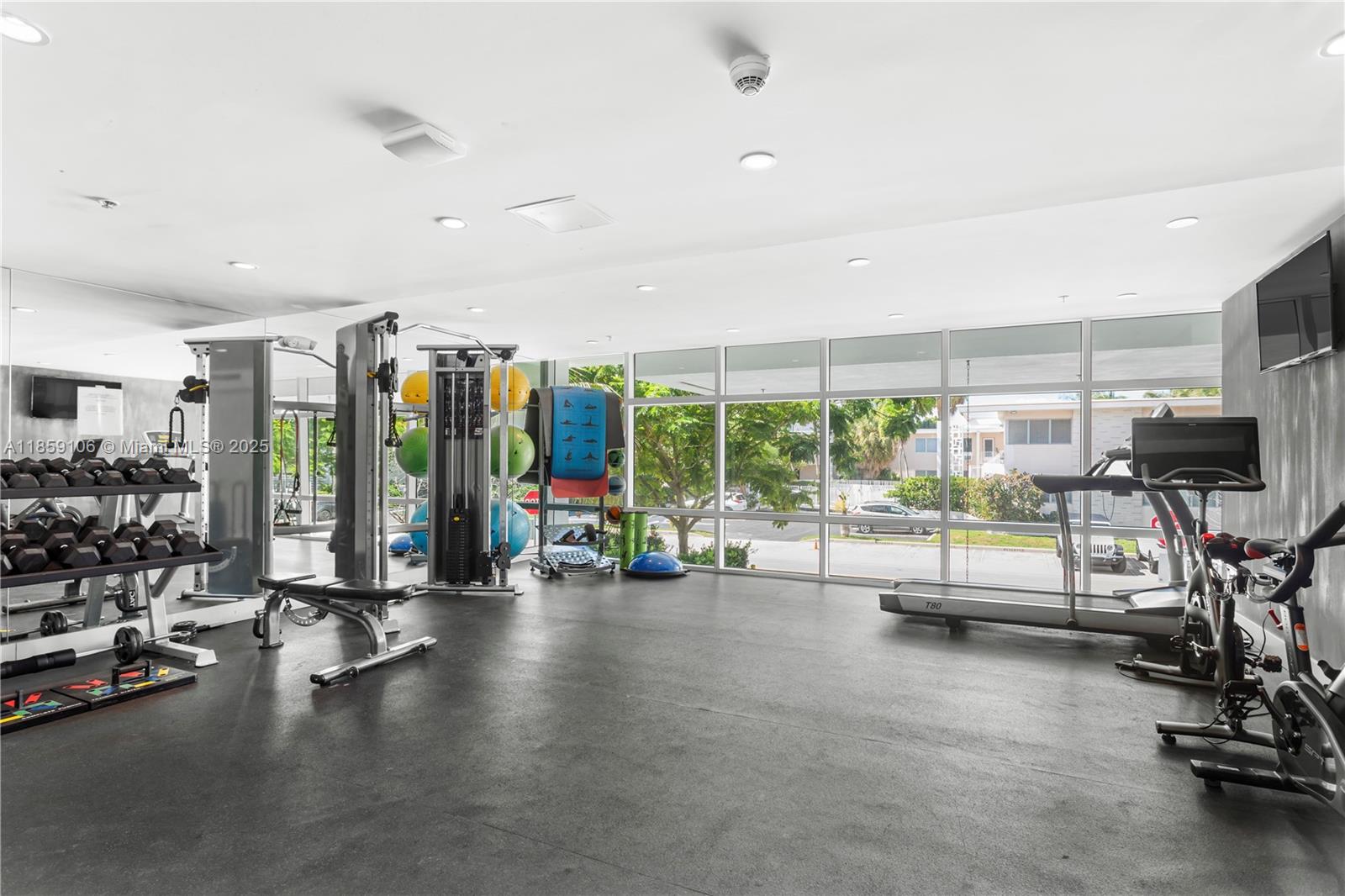 LE JARDIN HOUSE CONDO - Residential Lease