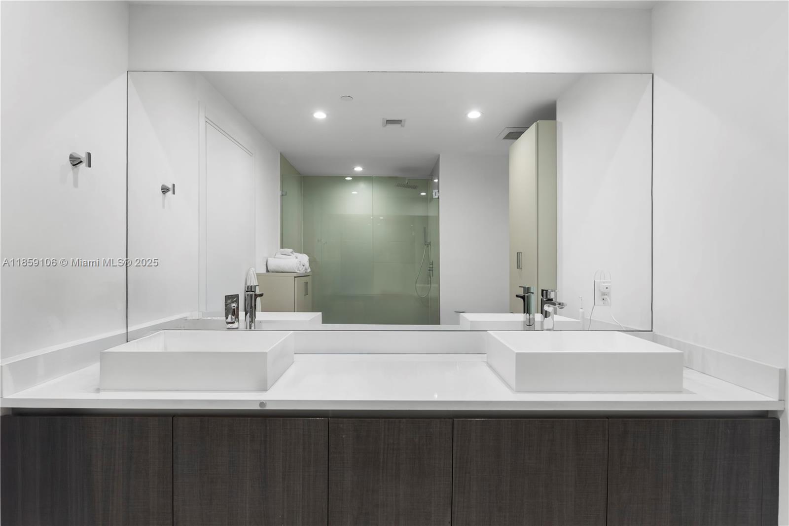 LE JARDIN HOUSE CONDO - Residential Lease