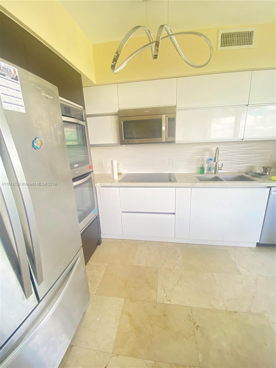 GREEN DIAMOND CONDO - Residential