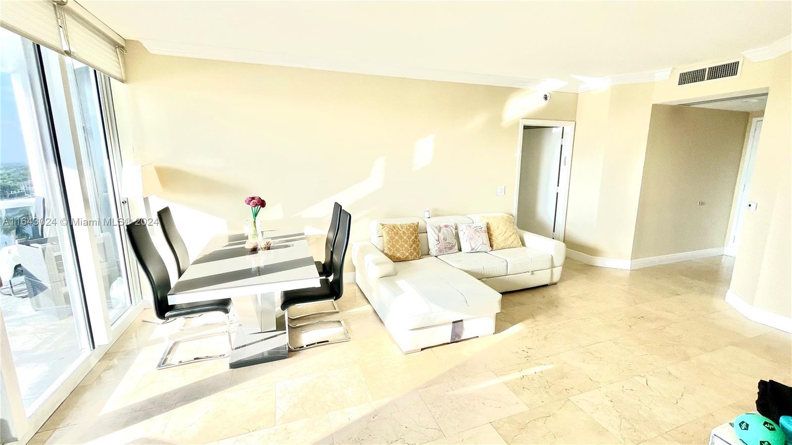 GREEN DIAMOND CONDO - Residential