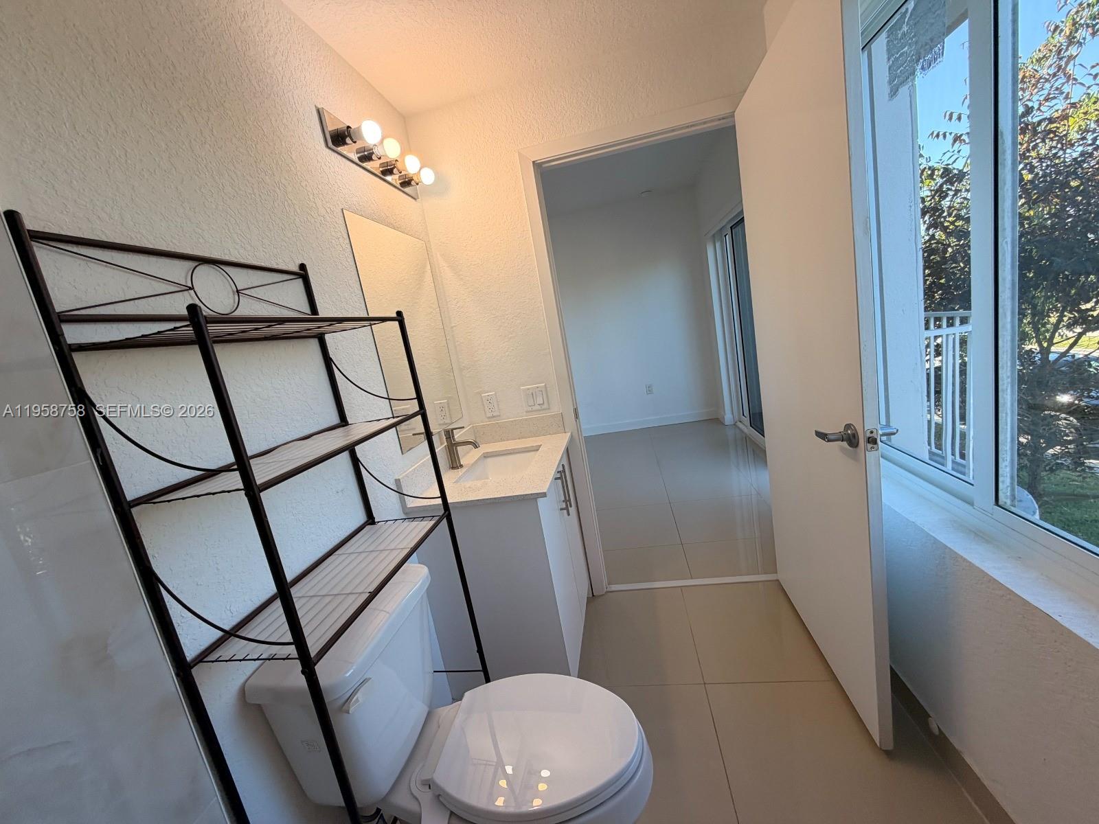 PARADISE ONE - Residential