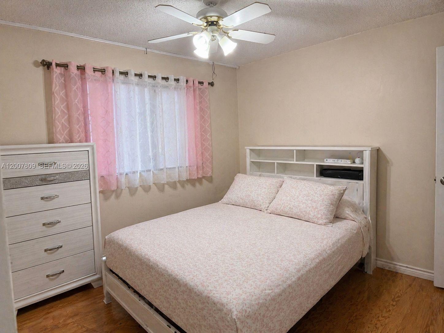 PALM-WEST GARDENS CONDO - Residential