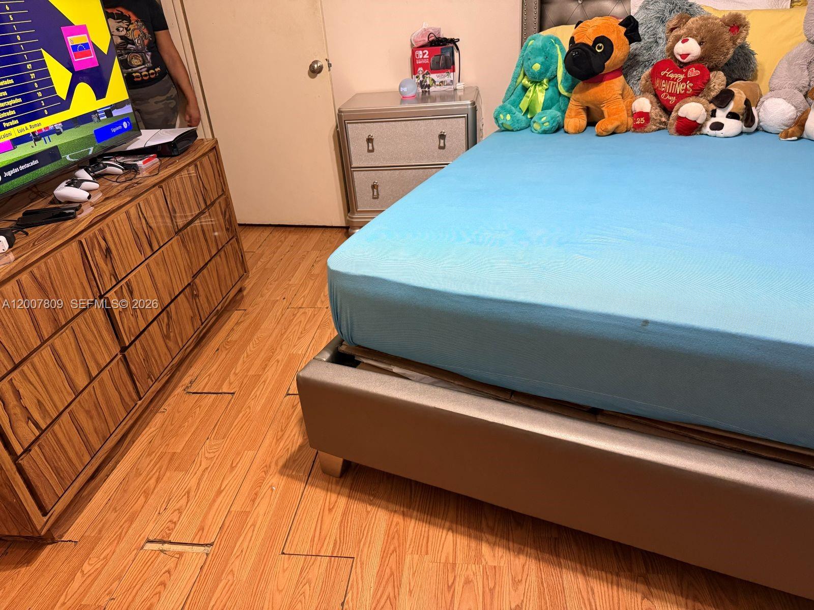 PALM-WEST GARDENS CONDO - Residential