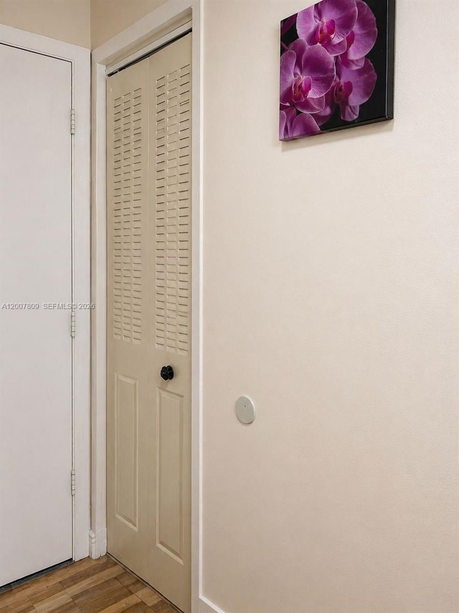 PALM-WEST GARDENS CONDO - Residential